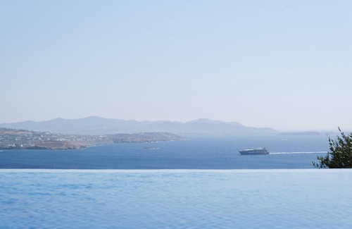 Krotiri Villa | Spacious Luxury Villa Delion-stunning sunset&bay view, infinity pool, by beaches