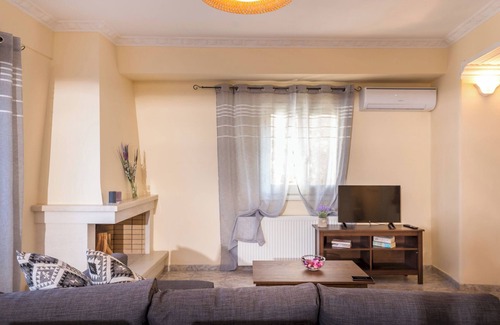 Corfu Town House | Spacious Maisonette-Roof Top View 80m Corfu Port