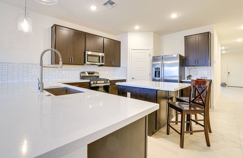 Maricopa House | Spacious Maricopa Vacation Home ~ 4 Mi to Downtown