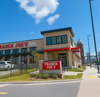 Tulane - Gravier House | Spacious Mid-city Home W Pool