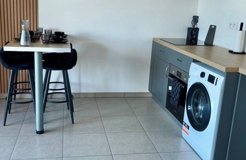 Bourgoin-Jallieu Apartment | Spacious, modern apartment