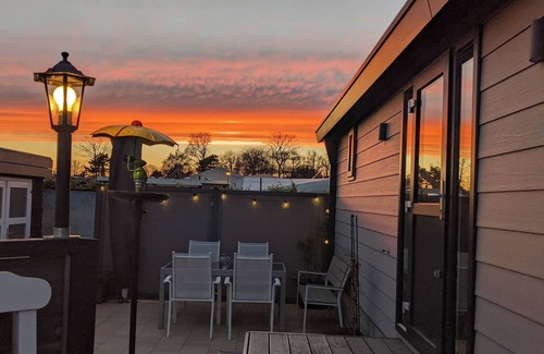 Renesse Ski Chalet | Spacious modern chalet with top amenities, 5 minutes from the beach