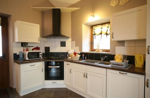 Vagney Cottage | Spacious modern cottage, 8 pers, private terrace, pets allowed, WiFi