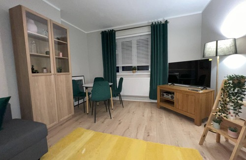 Vassall Apartment | Spacious & Modern Family Gem - Two Bed Apartment