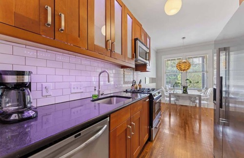 Cherry Condo | Spacious Myers Park 2BR King Condo | Porch