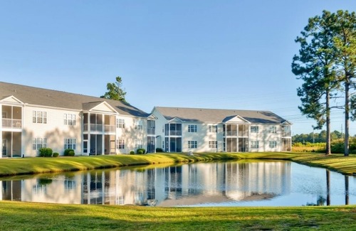 Waterford Plantation Condo | Spacious Myrtle Beach Family Condo w/Resort Pool!