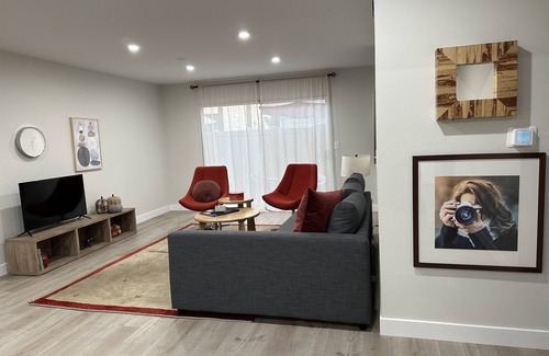 Lyon Street Apartment | Spacious OC Condo Near Disney. Pet-Friendly!