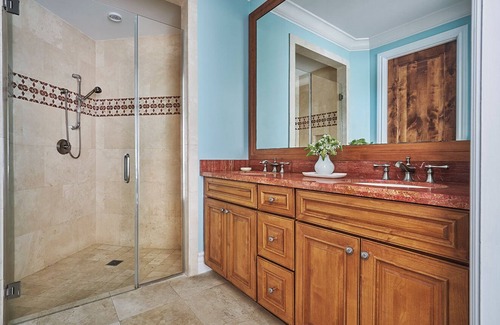 Rokers Point Hotel | Spacious Ocean View 2BR w/Kitchen | Outdoor Pool w/Breathtaking View