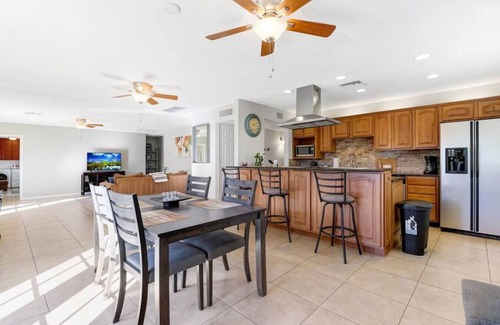 Scottsdale Estates Nine House | Spacious Old Town Heated Private Pool FirePit/Yard, Games