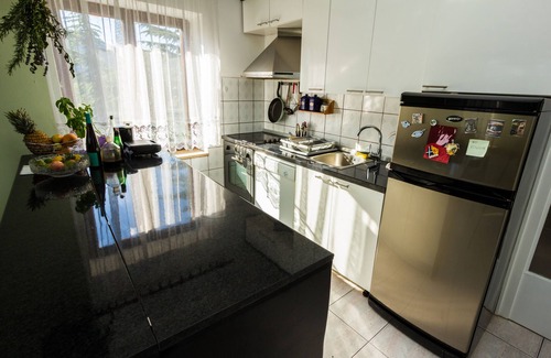 Rijeka House | Spacious Opg Apartment Juretic Kvarner center air con, parking, Wi-Fi, terraces