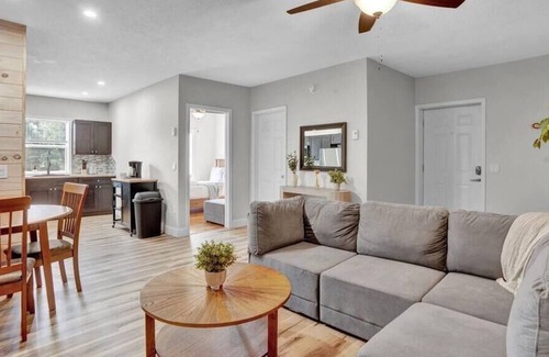 Canadensis House | Spacious Pocono 1 BR | Firepits | Pet-Friendly
