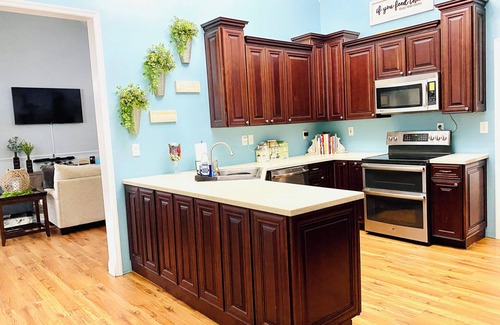 Conway House | Spacious Poolside Retreat - Close to Area Beaches