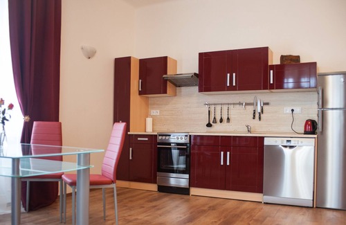Nusle Apartment | Spacious Prague view apartment 106 sqm