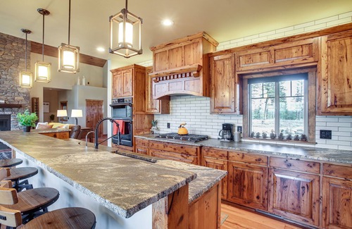 Priest River House | Spacious Priest River Retreat: 35 Mi to Schweitzer