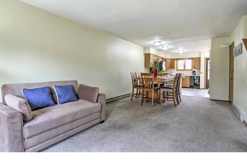 Lake Delton Condo | Spacious Private Condo Full Kitchen