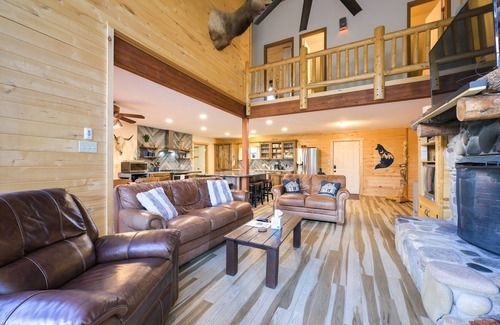 Pagosa Springs House | Spacious & Quiet Pagosa Springs Cabin w/Deck!