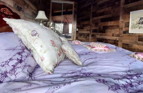 Los Gatos House | Spacious Redwood Forest Retreat Stunning View WiFi