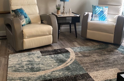 Bellview House | Spacious & Relaxing Pool Home- Near Beaches and NAS