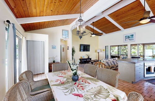 Keauhou House | Spacious retreat home with private pool & screened lanais - conveniently located