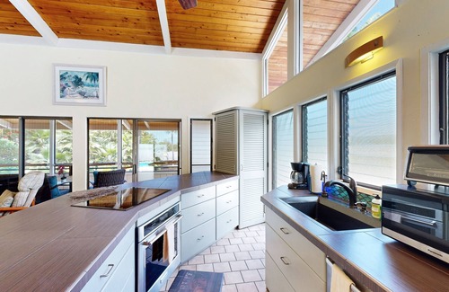 Keauhou House | Spacious retreat home with private pool & screened lanais - conveniently located