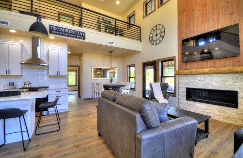 Red Lodge Apartment | Spacious Retreat w/Rooftop Patio