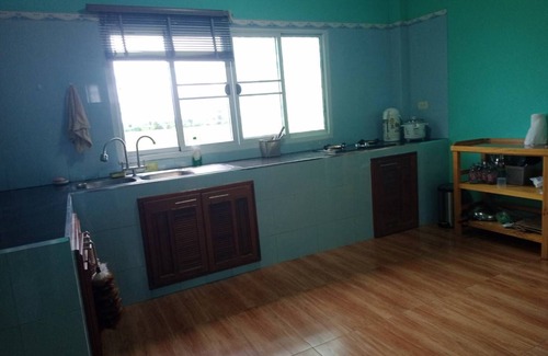 Satuk House | Spacious riverside off-grid 4-bedroom house with AC, Wifi