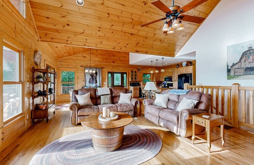 Glens of Ironduff Cabin | Spacious & rustic mountain-view cabin with decks, Ping-Pong, foosball, fireplace