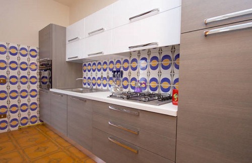 Rivoltella Apartment | Spacious second floor apartment with stunning lake views