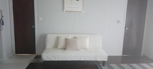 Nea Makri House | Spacious seaside house in Nea Makri