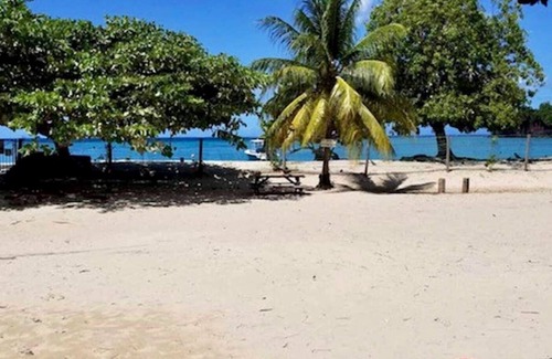 Fort Jeudy House | Spacious, secluded beach home, short walk to beach