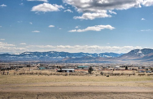 Helena Valley Northwest House | Spacious & Secluded Helena House 5 Miles Downtown!