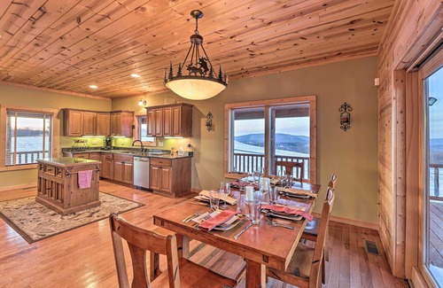 Mace House | Spacious Slaty Fork Home ~ 12 Mi to Snowshoe