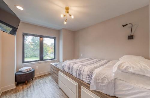 Burns Park House | Spacious & Spotless Home in A2 Walk to Big House