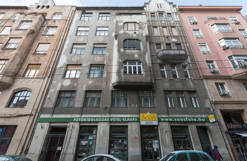 Inner City Budapest Apartment | Spacious Stay by Synagogue View City Center