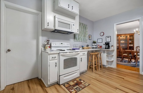 Tallahassee House | Spacious Stay Steps from FAMU – Ideal for Groups