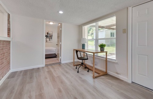 Dallas House | Spacious Stylish Home - 10 Min. to Downtown!