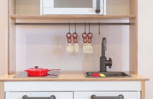 Thonglor House | Spacious 4bedroom home 12min Walk BTS PhromPhong Emsphere Emquatier