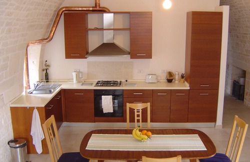 Alberobello Apartment | Spacious town centre apartment with large roof terrace