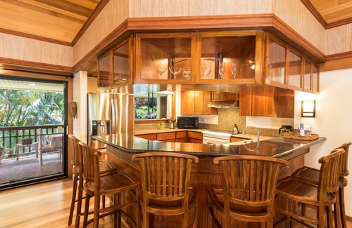 Kilauea House | Spacious tropical estate with lanais - located just steps from the beach
