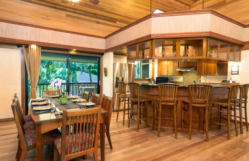 Kilauea House | Spacious tropical estate with lanais - located just steps from the beach