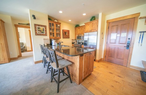 River Run Condo | Spacious Unit for a Large Group, Neas the Slopes!