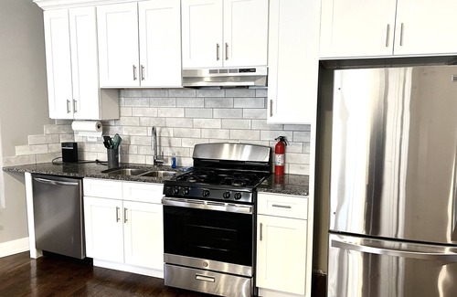 Grand Boulevard Apartment | Spacious unit in historic gem