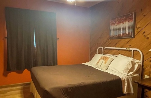 Suring Cottage | Spacious up north retreat, great for all ages. Beautiful views of Chute Pond.