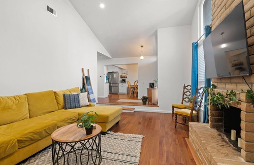 Pinole House | Spacious & updated pet friendly house near San Francisco!