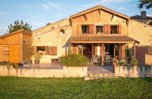 Caubon-Saint-Sauveur Villa | Spacious Villa for 6-8 People plus 2 Babies with Exclusive Pool