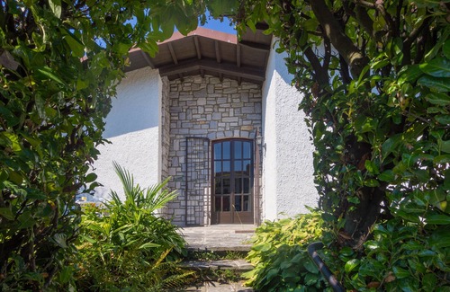 Lavena Ponte Tresa House | Spacious vacation home with garden, approx. 100 m to the lake, with bathing facilities