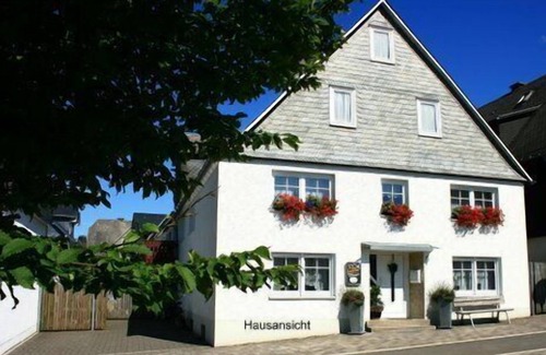 Winterberg Apartment | Spacious vacation home in Winterberg with a large balcony