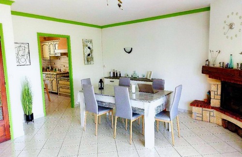 Saint-Nazaire House | Spacious Villa in Saint-Nazaire
