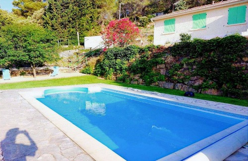 Saint-Nazaire House | Spacious Villa in Saint-Nazaire