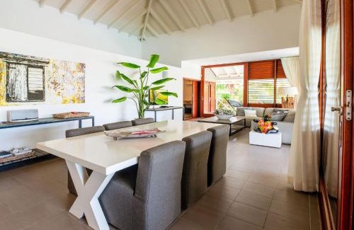 Jan Thiel Villa | Spacious Villa Near Beach